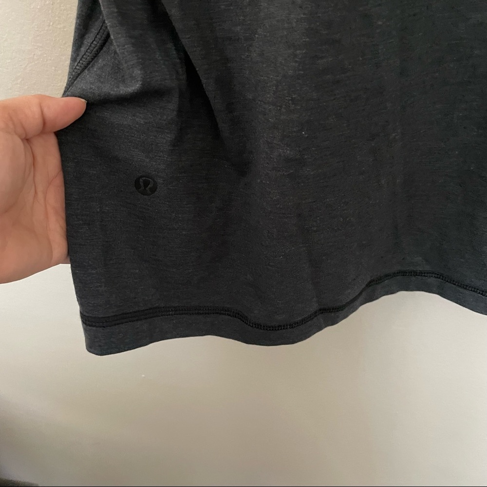 Lululemon polo shirt - Picture 3 of 4